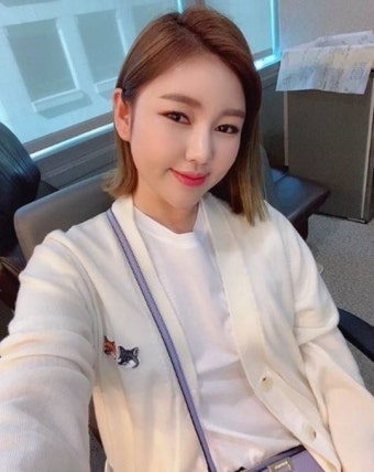 송가인, 단발머리 변신...더 어려진 ‘상큼 미모’