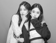 러블리즈 지수X예인, `무쌍 여신` 투샷...쌍둥이 자매 아냐?