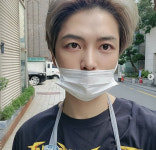 김재중, 자가격리 후 근황...`꽃꽃이로 힐링`