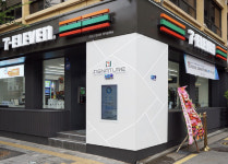 알바생 대신 로봇이…세븐일레븐, 무인점포 `시그니처 DDR점` 오픈