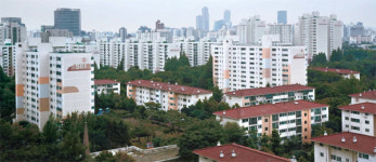 안전진단 통과후 6·17규제로 `꽁꽁`…목동의 미래는?