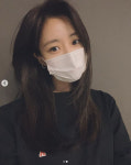 함은정, 티 안나게 자른 앞머리 자랑...`미모는 여전`