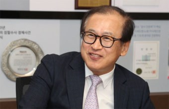 `여의도 저승사자` 눈에는 금융사기 억울한 국민 천지