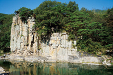 역사는 깊고 자연은 짙다…느림보 단양여행