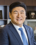 김영진 미래엔그룹 회장, 대통령 표창 수상