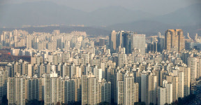 문재인 정부 ‘24차례 부동산 대책’ 총정리해 보니… 수요 억제 일변도, 매매서 임대시장으로 확대