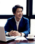 1020 여심저격…연말 賞복 터진 김태욱