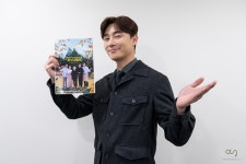 `윤스테이` 박서준 알바생→박과장 승진, 첫 방송 기대해주세요 시청 독려