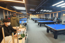 ‘영업재개’ 당구장 “손님들이 답답해 죽을뻔 했다고 하네요”