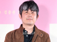 아무도 없는곳 김종관 감독 아이유 출연? 밤을 걷다와 연결