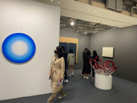 문 열자마자 VIP 450명이 들이닥쳤다…부산 아트페어 판매 대박