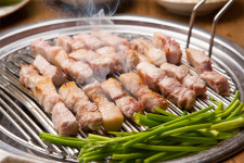 [맛있는 돼지 이야기] 오스카가 반한 미나리…돼지고기에 찰떡