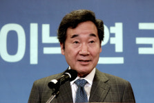 이재명 경선연기 안돼 VS 이낙연 후보들에 맡기면 안 돼