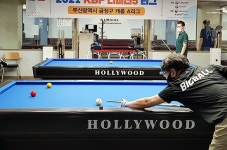 [포토] 당점은 정확하게!