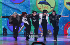 [포토] 함께 즐겨요, TXT 첫 단독 콘서트