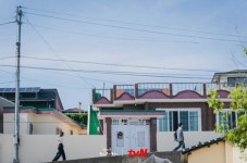 갯마을 차차차 촬영지 몰려든 관광객에 몸살…출입 자제 부탁