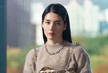 라디오스타 모니카, 대세 인기 휴대폰 CF 찍고 식품·뷰티 고르는 중
