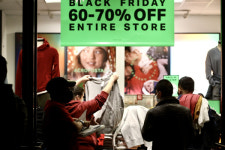 직구 택배 제때 안 오려나…블프 미국, 물류대란에 특수 없어