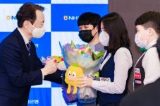 ‘당구꿈나무’ 허채원 정재인 김대현 NH농협은행서 장학금