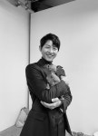 송중기, 강아지 품에 안고 환한 미소 견생이 부럽네