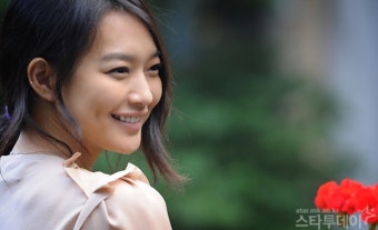 신민아, 소외 아동에 각별한 관심…연말에 3억원 기부