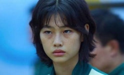 ‘배우상’ 정호연 “황동혁 감독님, 평생 감사할게요”[디렉터스컷 어워드]