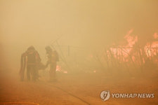산불 빠른 남하 속도에 울진 초비상…LPG 가스 충전소도 위험