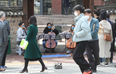 [포토] 우크라이나 전쟁 종식과 평화를 기원하는 작은 음악회