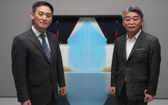 팬데믹에도 계속된 30년 연극 후원…무대 살리는 힘이죠