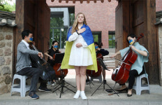 우크라이나 전쟁 끝날 때까지…반전 연주 계속해요