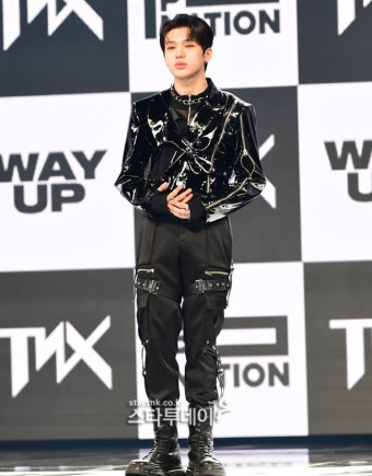 [포토] 티엔엑스 준혁, 입술이 매력