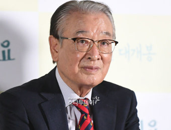 [포토]이순재, 안녕하세요 기대해주세요