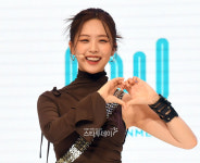 [포토]아이엘, 러블리한 아이리스 리더
