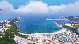 [Dear My Walking] 한국의 나폴리, 강원도 삼척 장호해변… 둘레길 산책부터 수상레저까지 한 번에