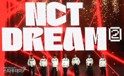 NCT드림 런쥔, 마크 이어 코로나19 확진…콘서트 취소 [공식]