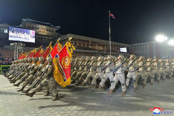 북한군 러시아·우크라이나 파병 동영상 논란 속 공개된 모습들과 정체성 관심 잠재워져