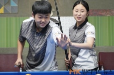 아빠 엄마 딸 아들 4명이 모두 당구선수 “이런 당구가족 세상에 또 있나요?”