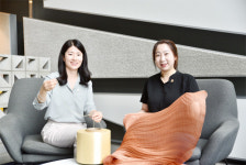 코오롱인더스트리 첨단소재 수출 이끄는 두여성