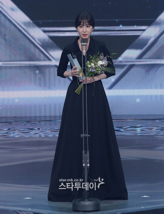 [포토] 박은빈, 한국방송대상 최우수연기자상 수상