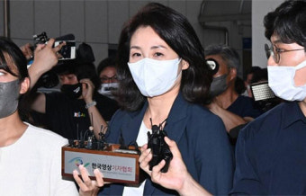 [속보] '법카 유용 의혹' 김혜경, 오후 1시40분 검찰 출석