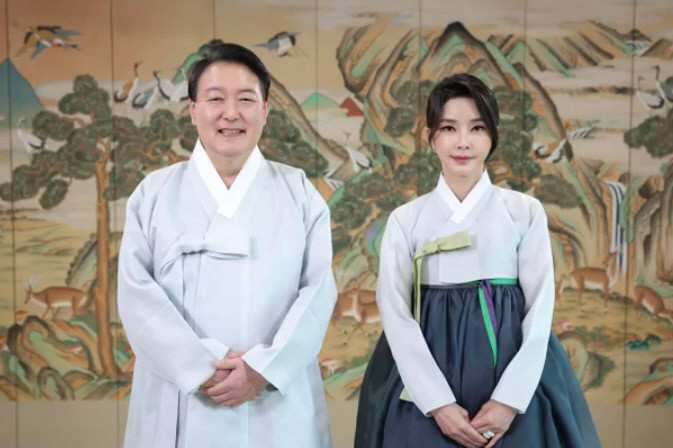 `민중기 특검팀, 김건희 여사 자본시장법 위반 혐의로 구속영장 청구`
