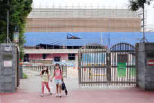 PC방도 아닌데…툭하면 컴퓨터 바꿔주는 학교 속사정