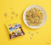 카카오 춘식이 띠부씰 동봉…달고나맛 뿌셔뿌셔 나왔다