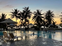 한국은 숨막혀 보복여행객 몰려온 괌 일본호텔 내부 모습