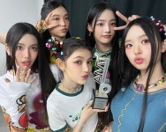 뉴진스, 더팩트뮤직어워드 넥스트 리더…데뷔 79일 만 신인상