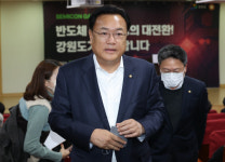 정진석 한반도 비핵화 공동선언 파기돼야