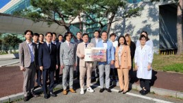 참숯바비큐치킨 훌랄라 김병갑 회장 월드비전 후원