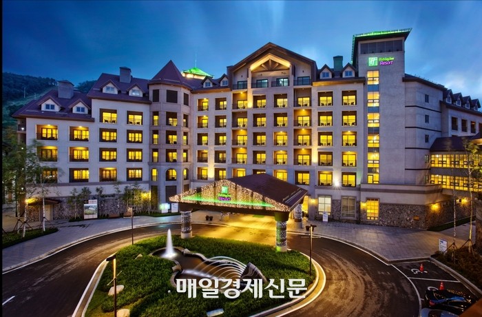 알펜시아 리조트 입찰 비리 의혹, 최문순 강원지사 재판 진행 중 관련KH그룹 소유주도 수사중