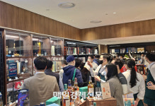 “이제 싸구려 안 먹어요”...위스키·와인도 ‘프리미엄’이 대세
