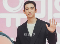 배우 박진영, 불우 아이들 위해 5000만원 기부